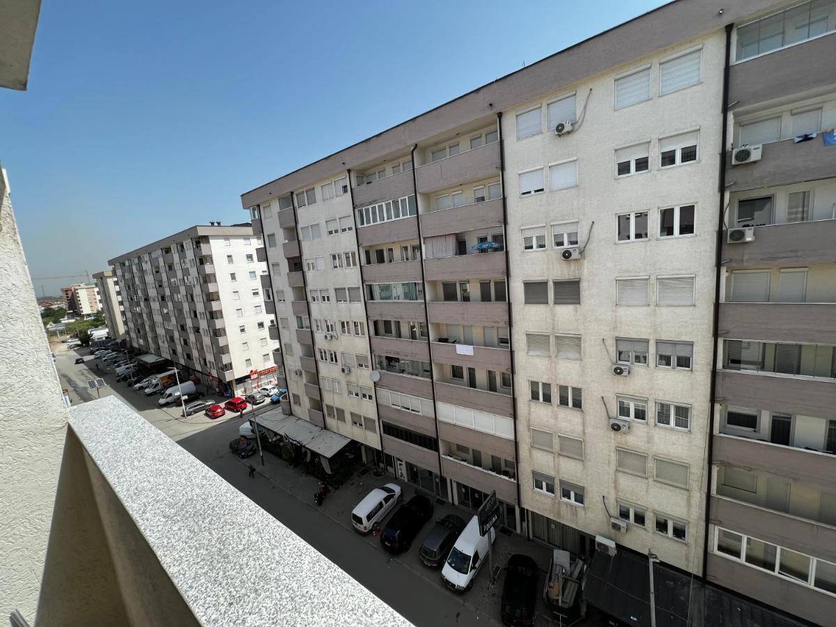 Elegant Apartment In City Centre Prishtinë Ngoại thất bức ảnh